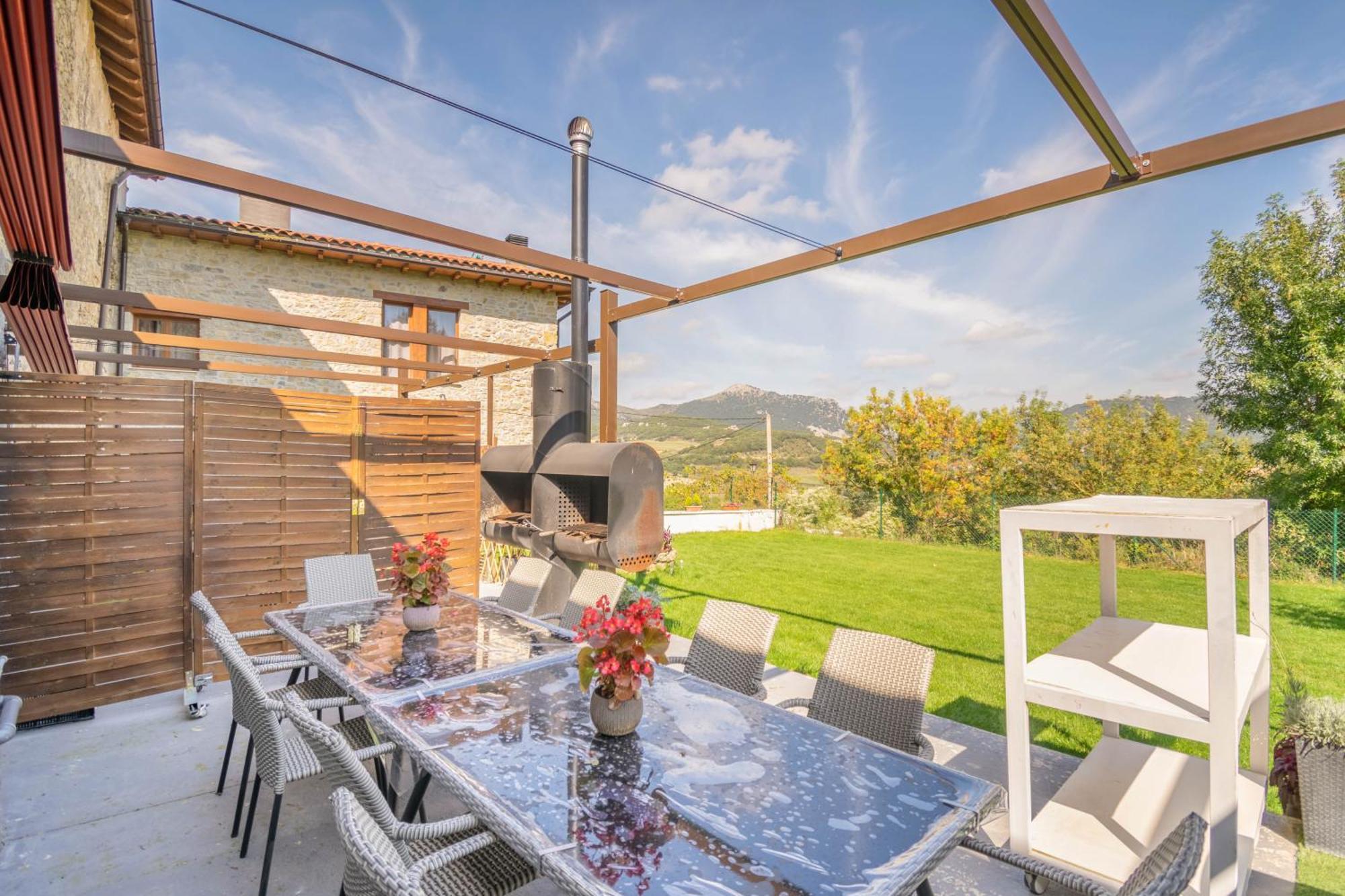 Acogedora Casa Rural Con Jardin Y Barbacoa Proxima A Pamplona Ilzarbe 외부 사진